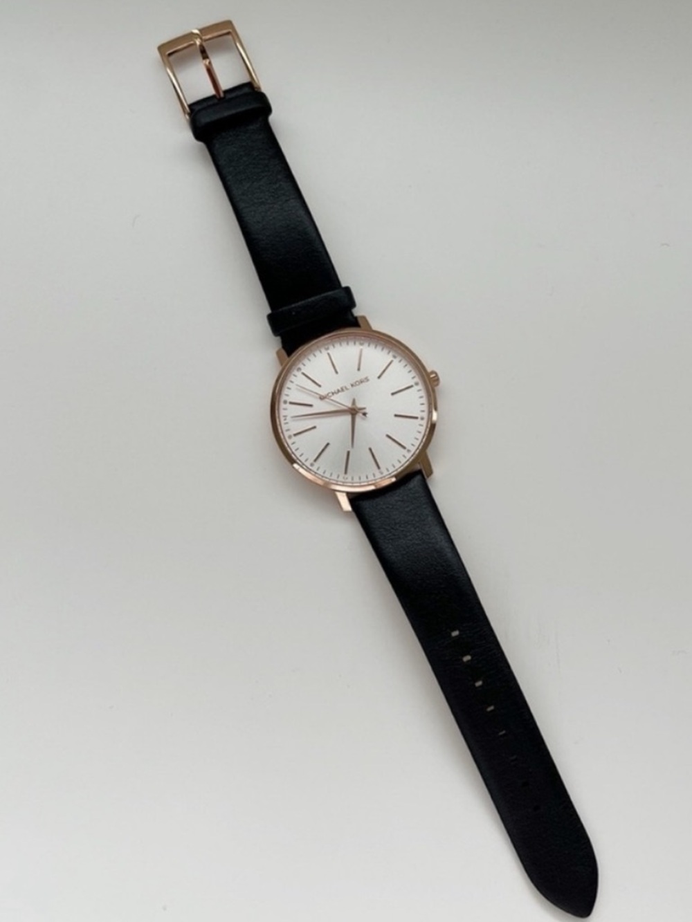 • Michael kors timeless black watch • - Picture 3 of 3